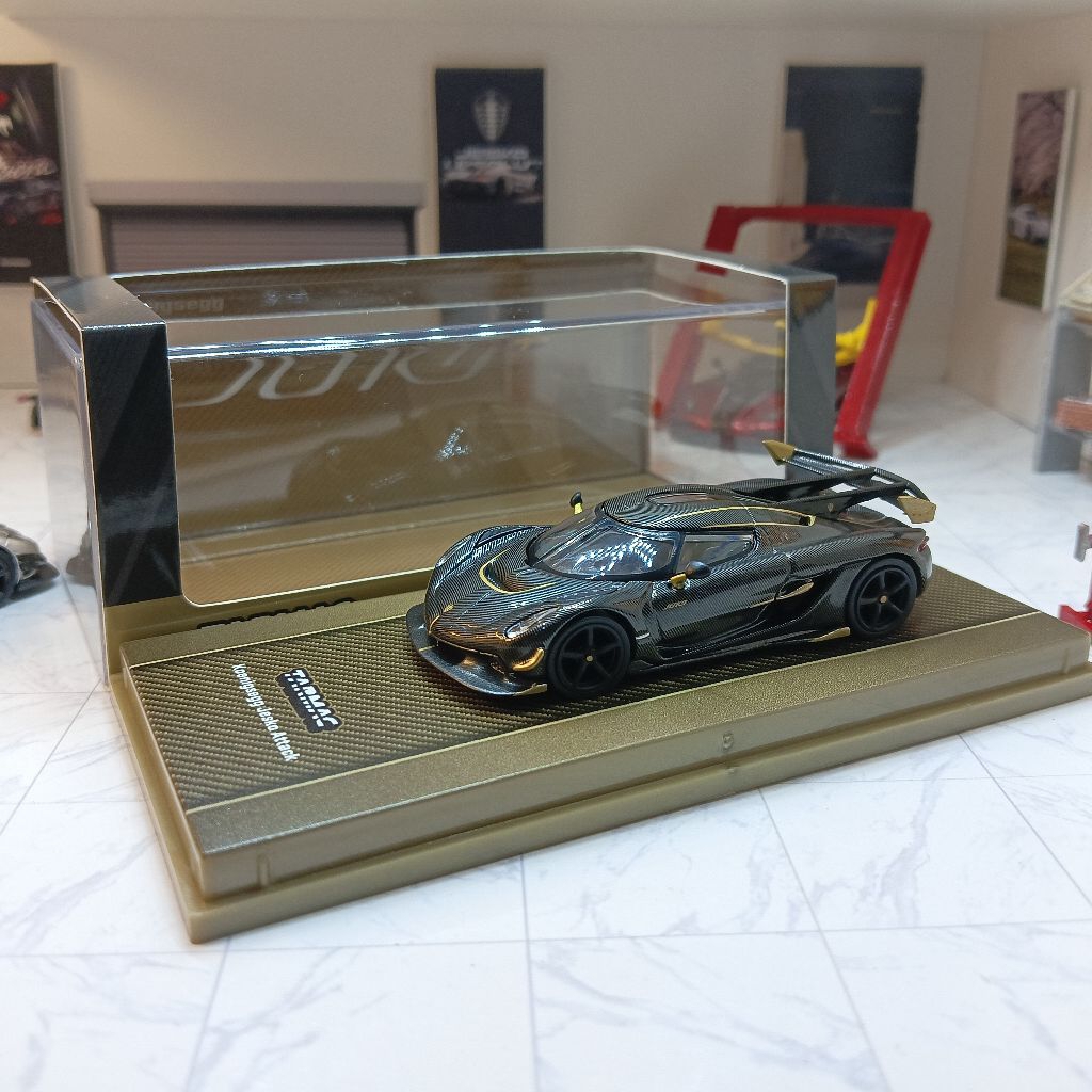 tarmac koenigsegg jesko attack black carbon fiber gold "odin" hongkong toy car salon 2025