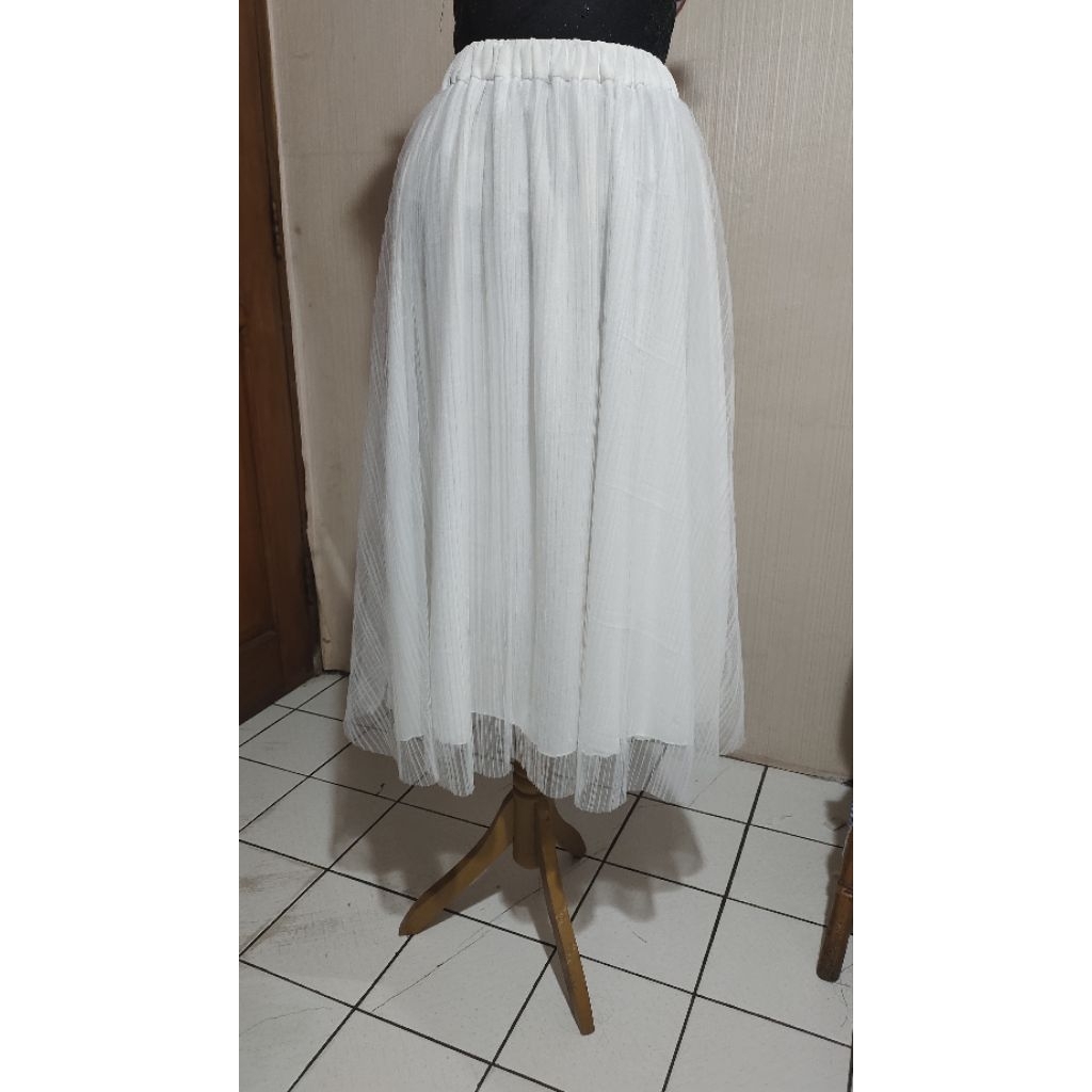 Rok Tutu Wanita Putih Plisket tile panjang by Doublerylstyle