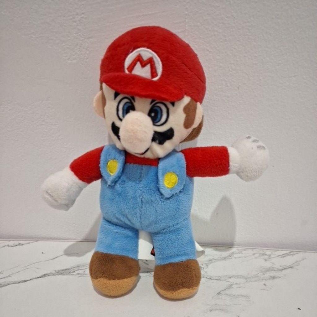 boneka super mario
