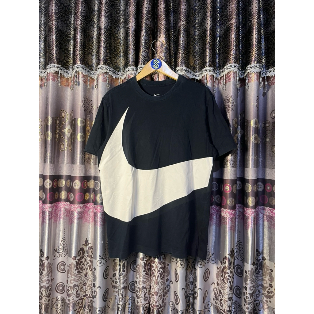 T-SHIRT NIKE BIG SWOOSH