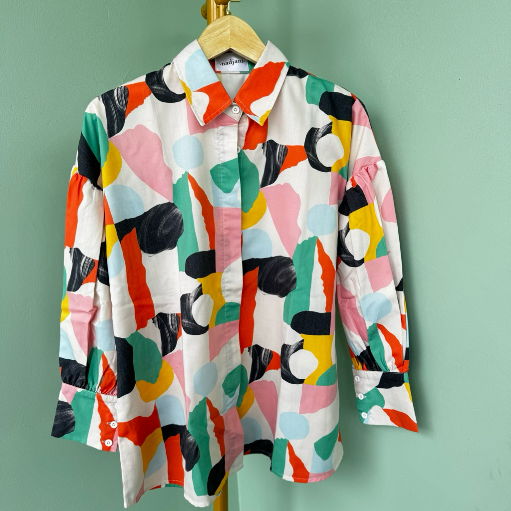 nadjani gianira atasan kemeja