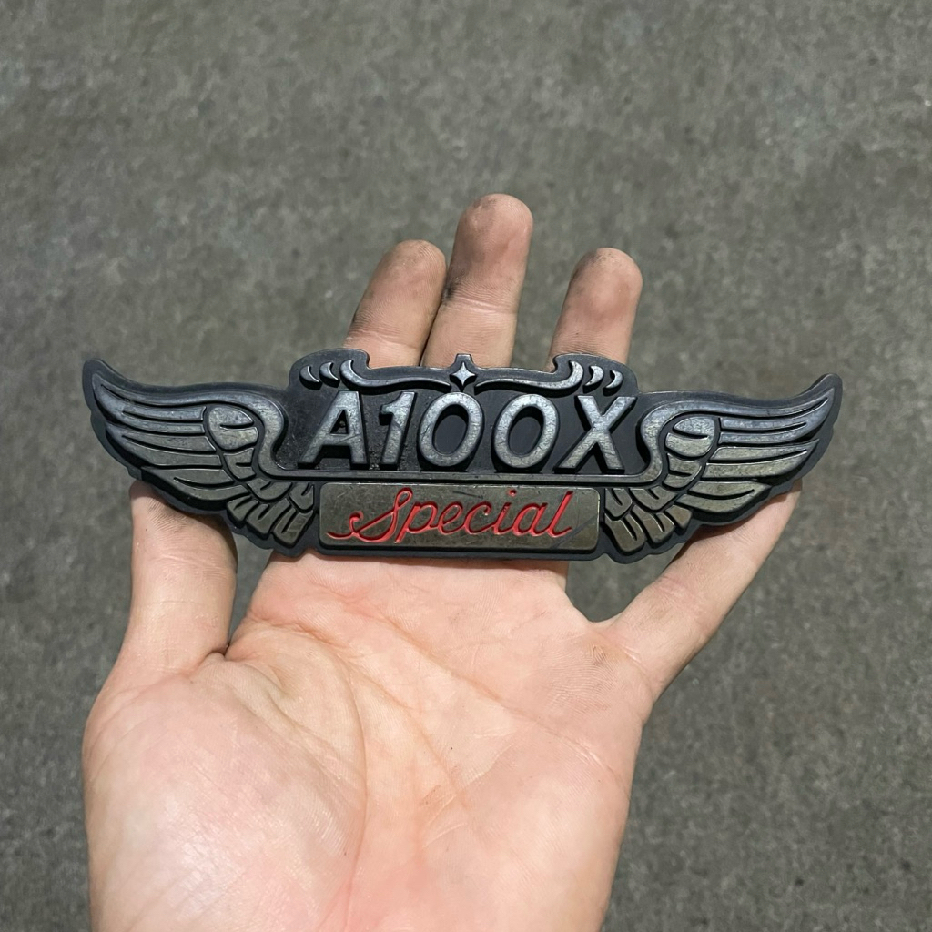 emblem box aki tepong kempolan suzuki a100x special econos original