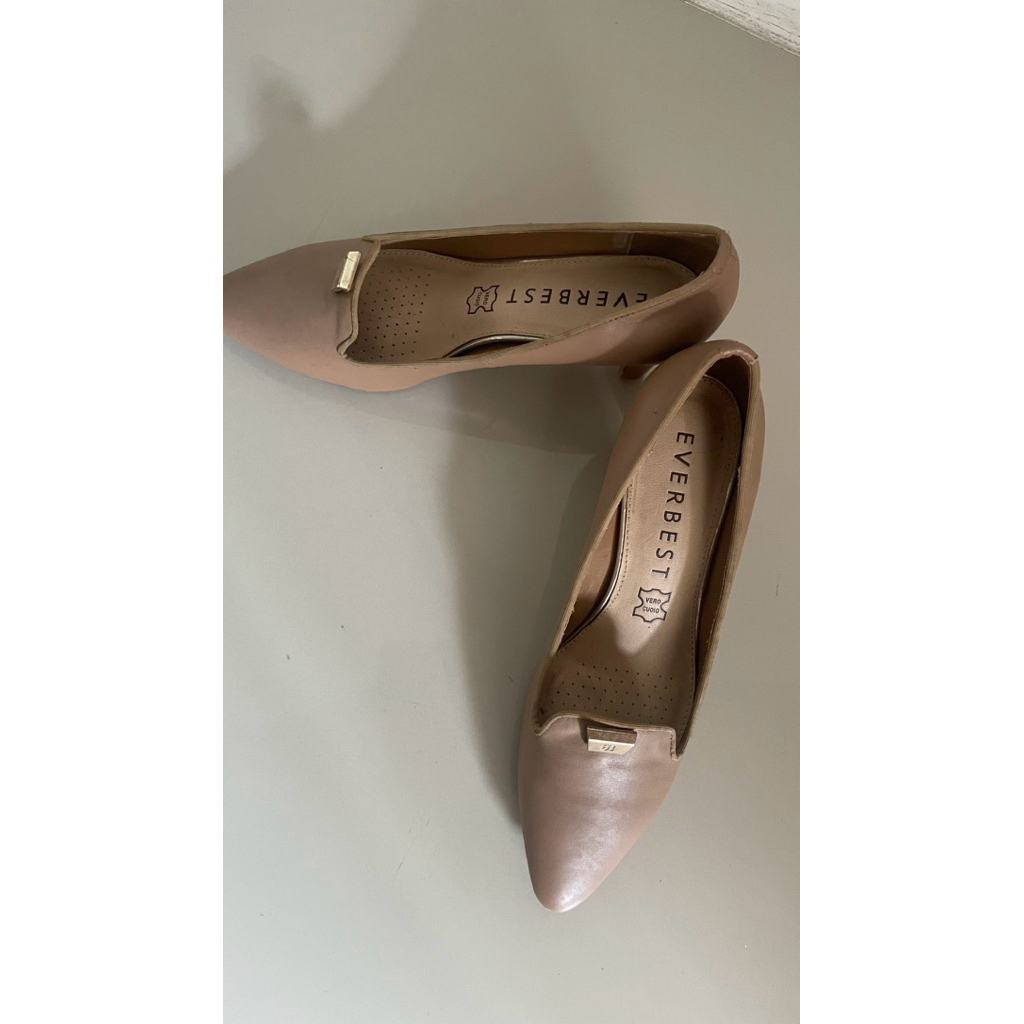 PRELOVED SEPATU EVERBEST SIZE 36