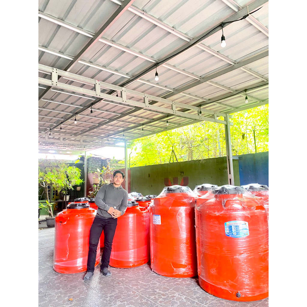 Tangki Air 1000L Polytank