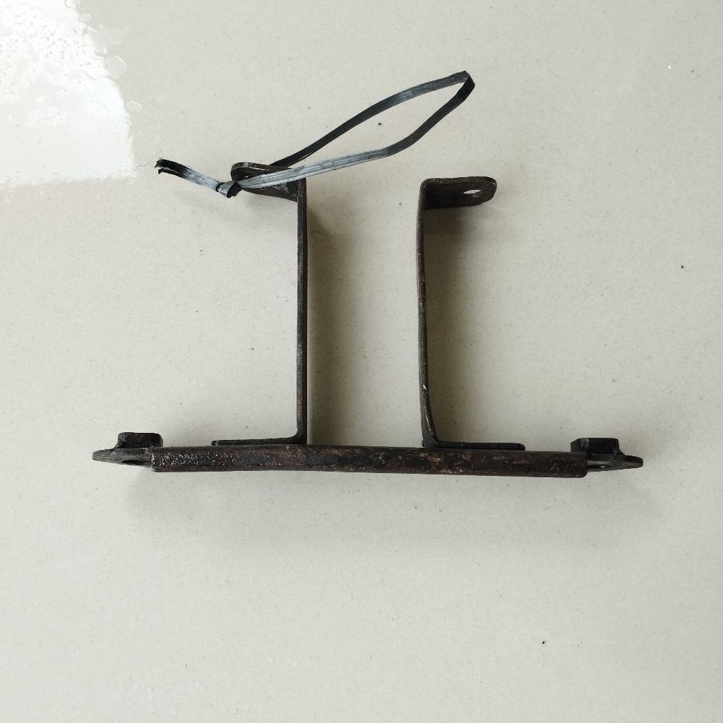 Braket dudukan klakson Yamaha Rx S Rx spesial YT 115 original