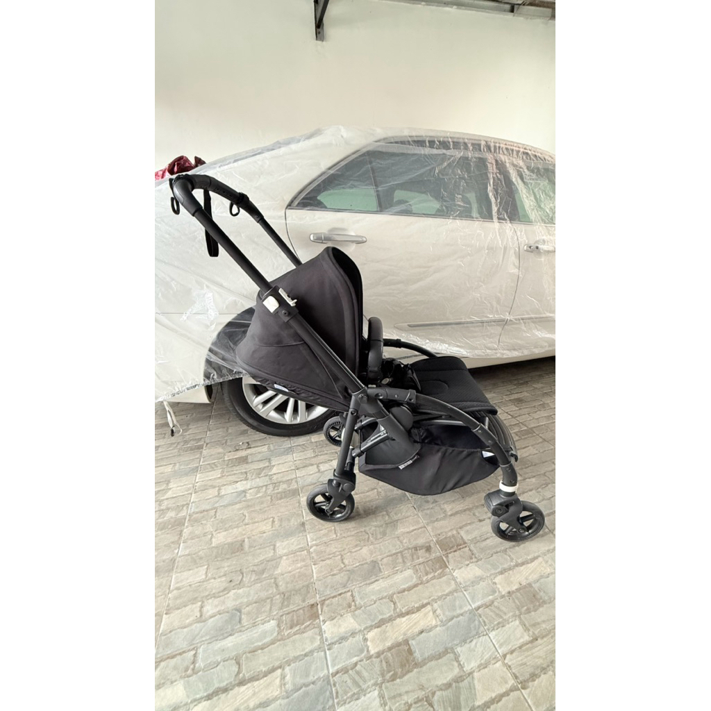 BUGABOO BEE6 ALL BLACK