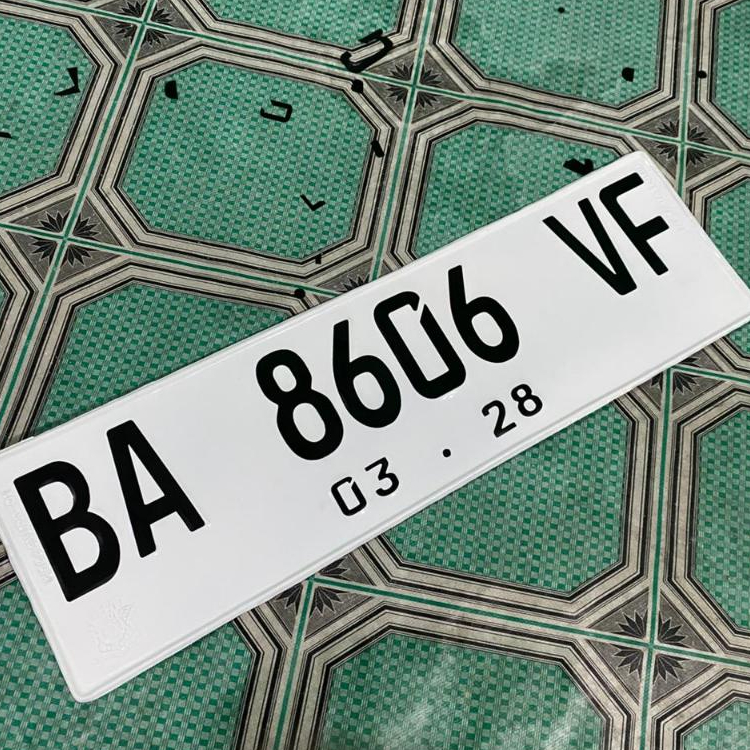 custom plat mobil font baru putih & hitam font standar