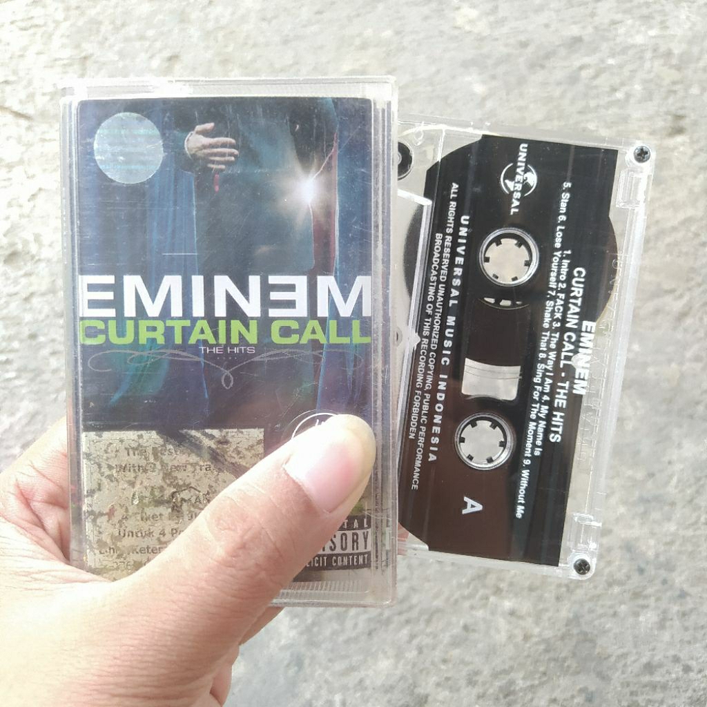 Kaset Pita Eminem - Curtain Call