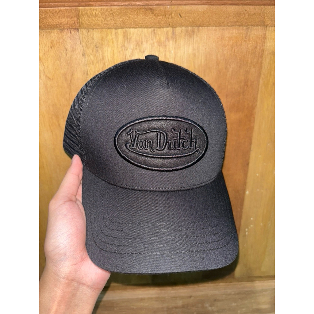 Topi Von Dutch all black