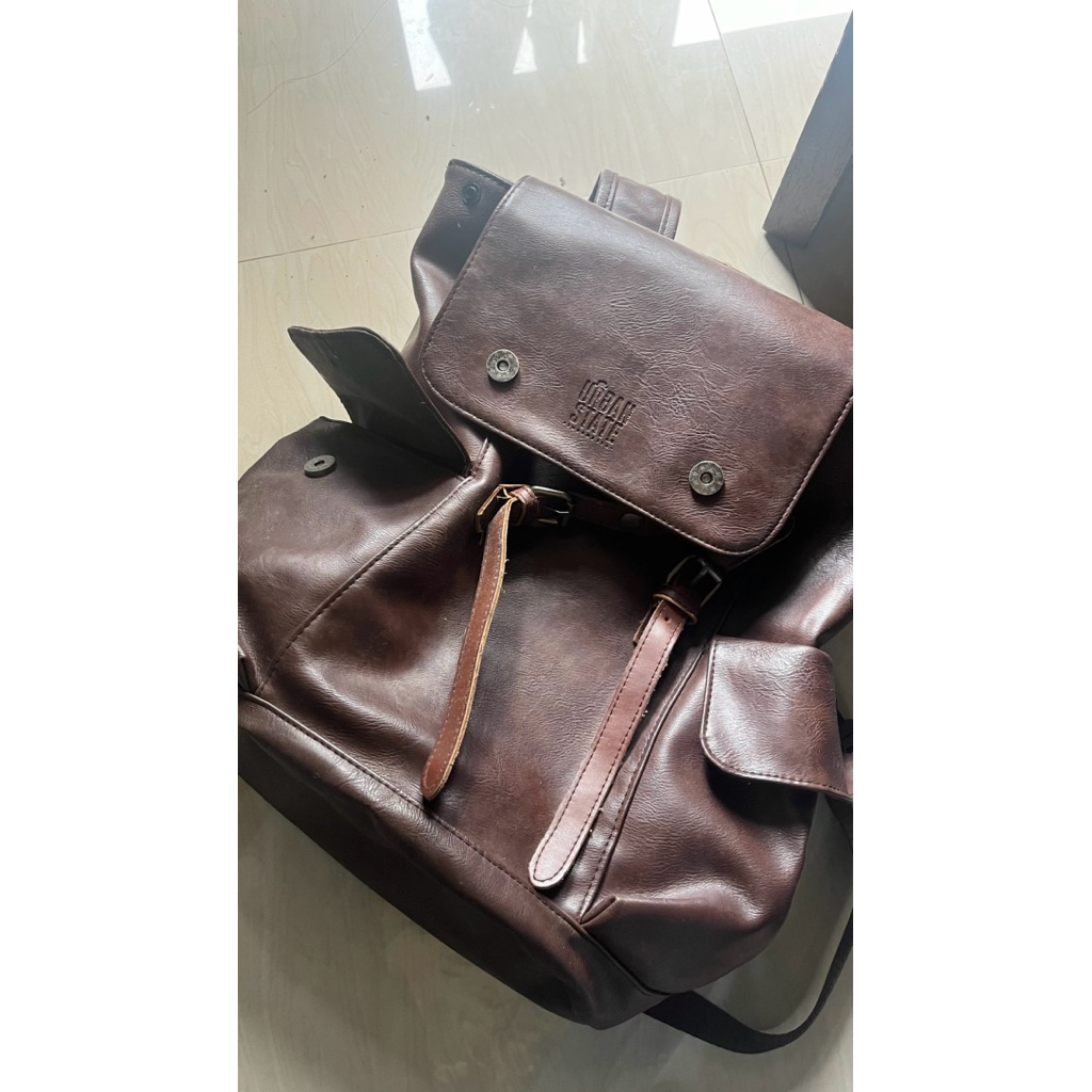 PRELOVED RANSEL KULIT URBAN STATE