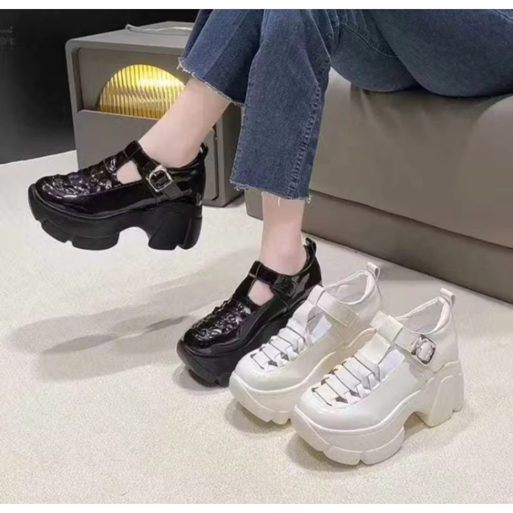 Sepatu Wanita Wedges Korea Sol Tinggi Gesper