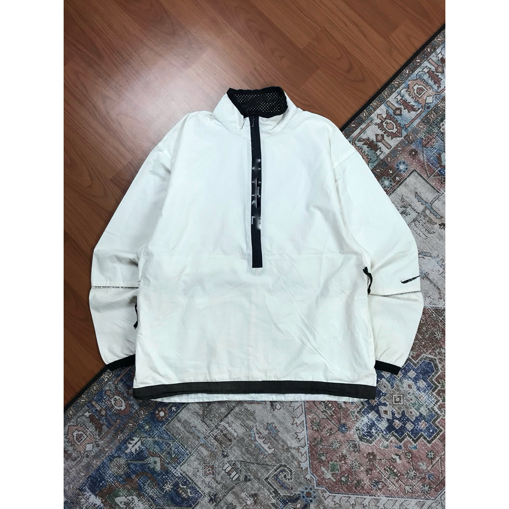 Vintage Track Jacket Putih "NIKE" Second Original