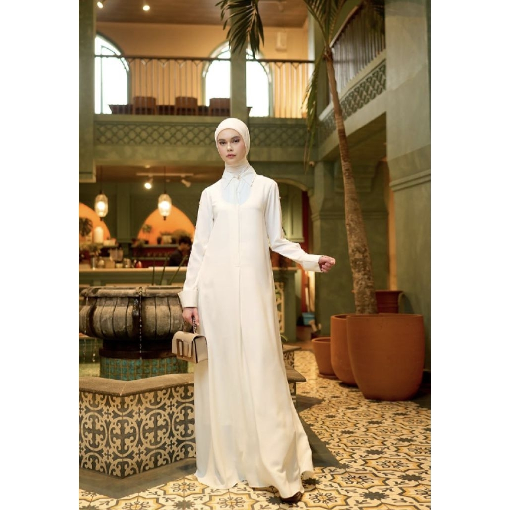 Zerina Banu - Zafira Dress broken white BARU no preloved