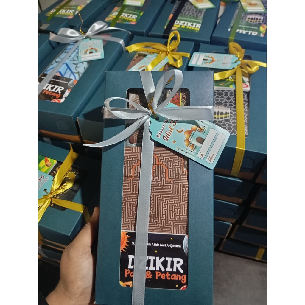 HAMPERS PERALATAN SHOLAT PRIA/ WANITA / HAMPERS MUKENAH /HAMPERS SARUNG SAJADAH -MURAH