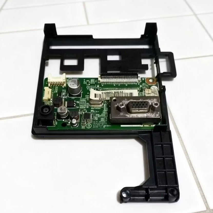 Motherboard Monitor LG FLATRON 19EN33S-B