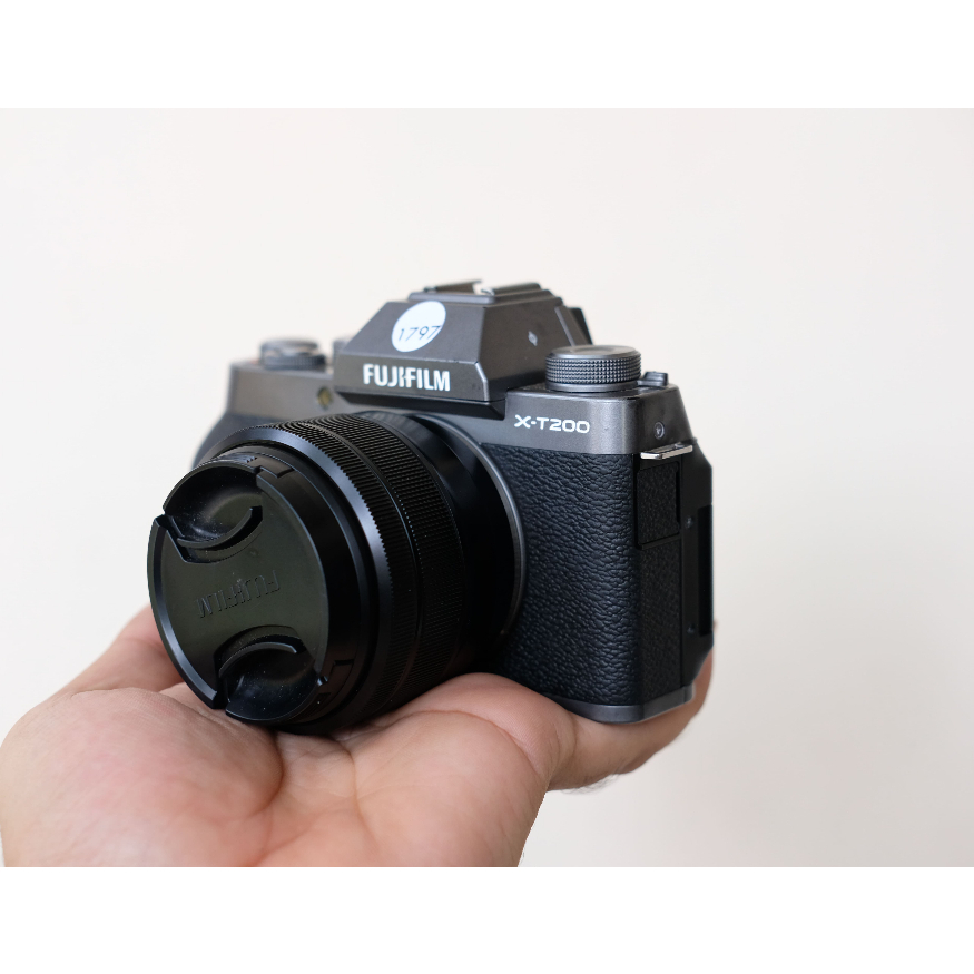 FUJIFILM XT-200 XT200 MULUS EX FFID NORMAL FUJIFILM XT200 BEKAS KIT MURAH SAJA