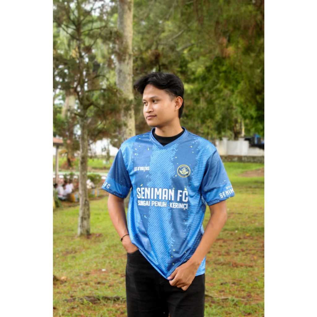 Jersey Atasan Lengan Pendek Bahan Embos Topo Krah V-Neck Rata