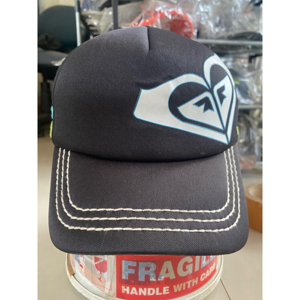Topi Trucker Jaring Visor Pendek By Roxy