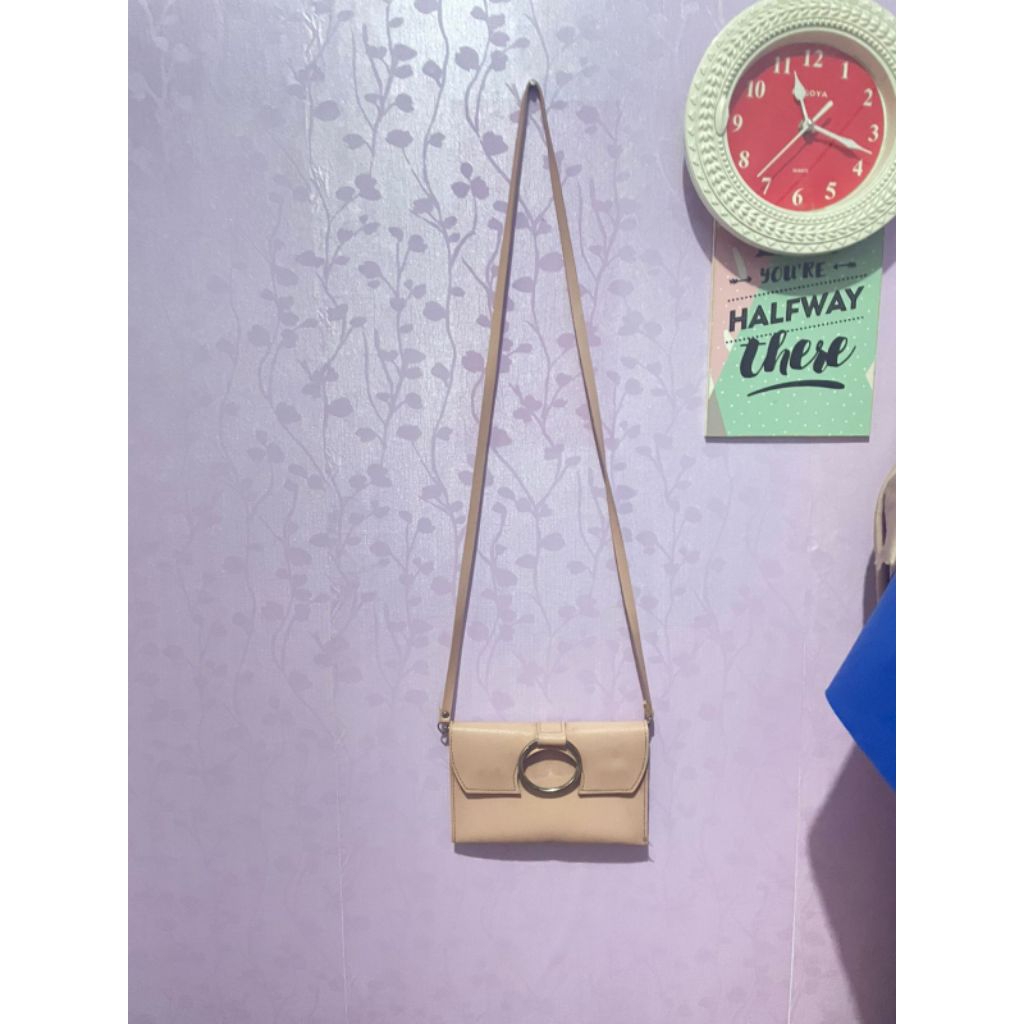 preloved tas slingbag miniso