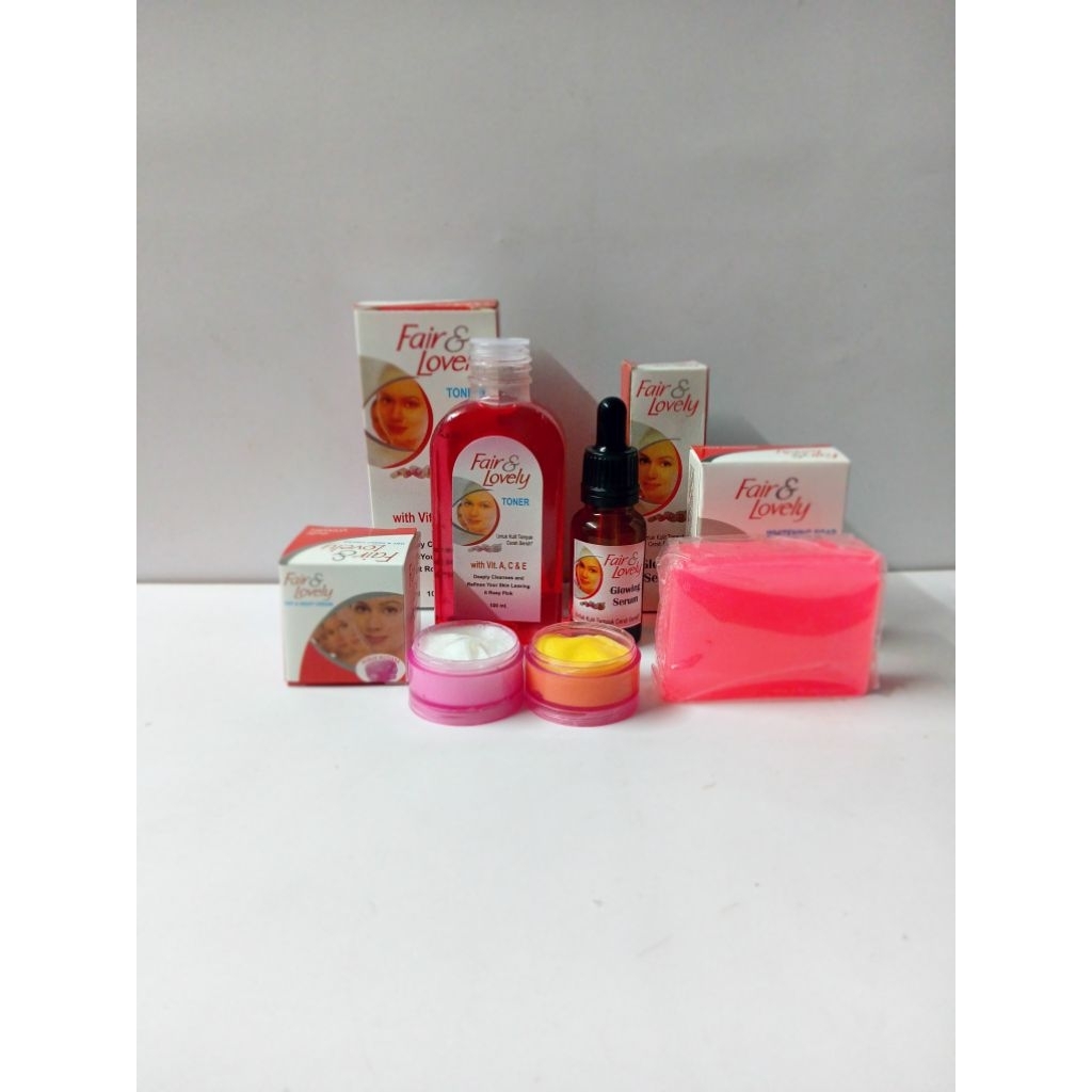 Paket Cream Fair & Lovely 4in 1 // Paket Cream Fair & Lovely (cream+toner+serum+sabun)