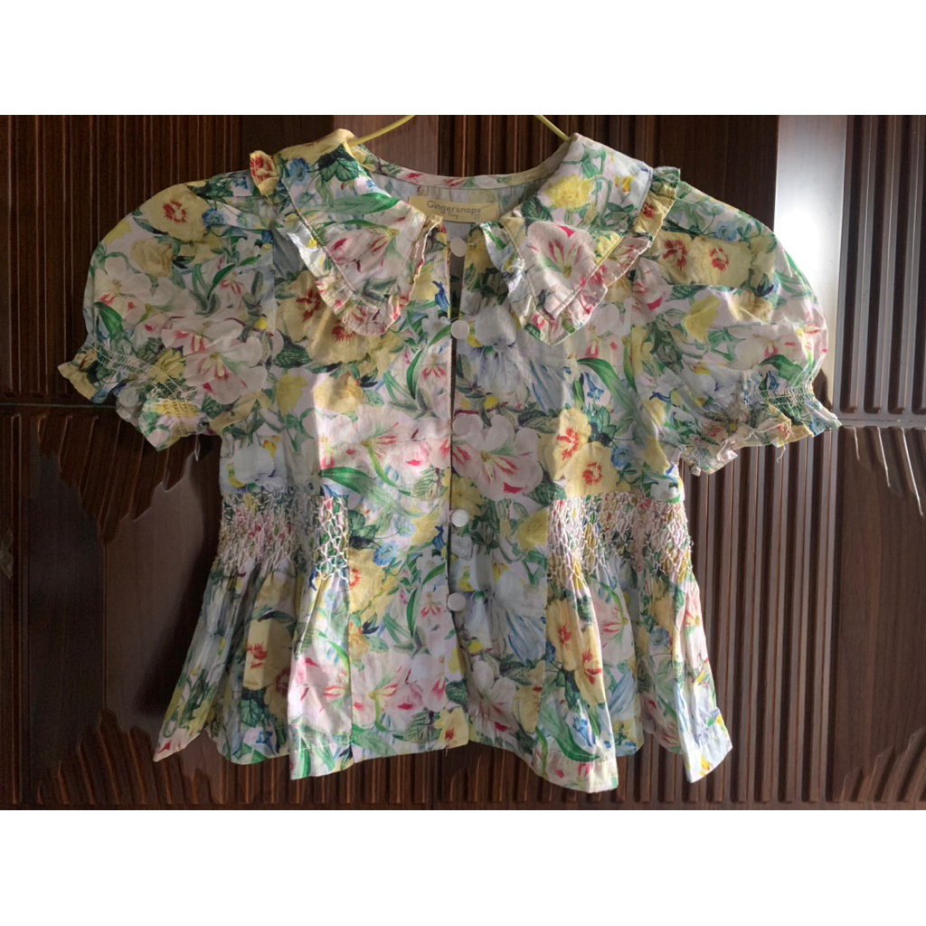atasan floral top smocked gingersnaps