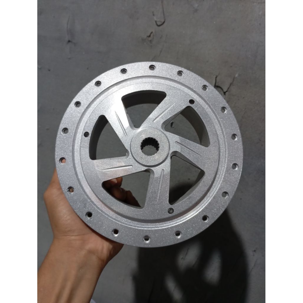 tromol belakang model coak cat ulang silver pnp mio sporty/mio smile/mio j