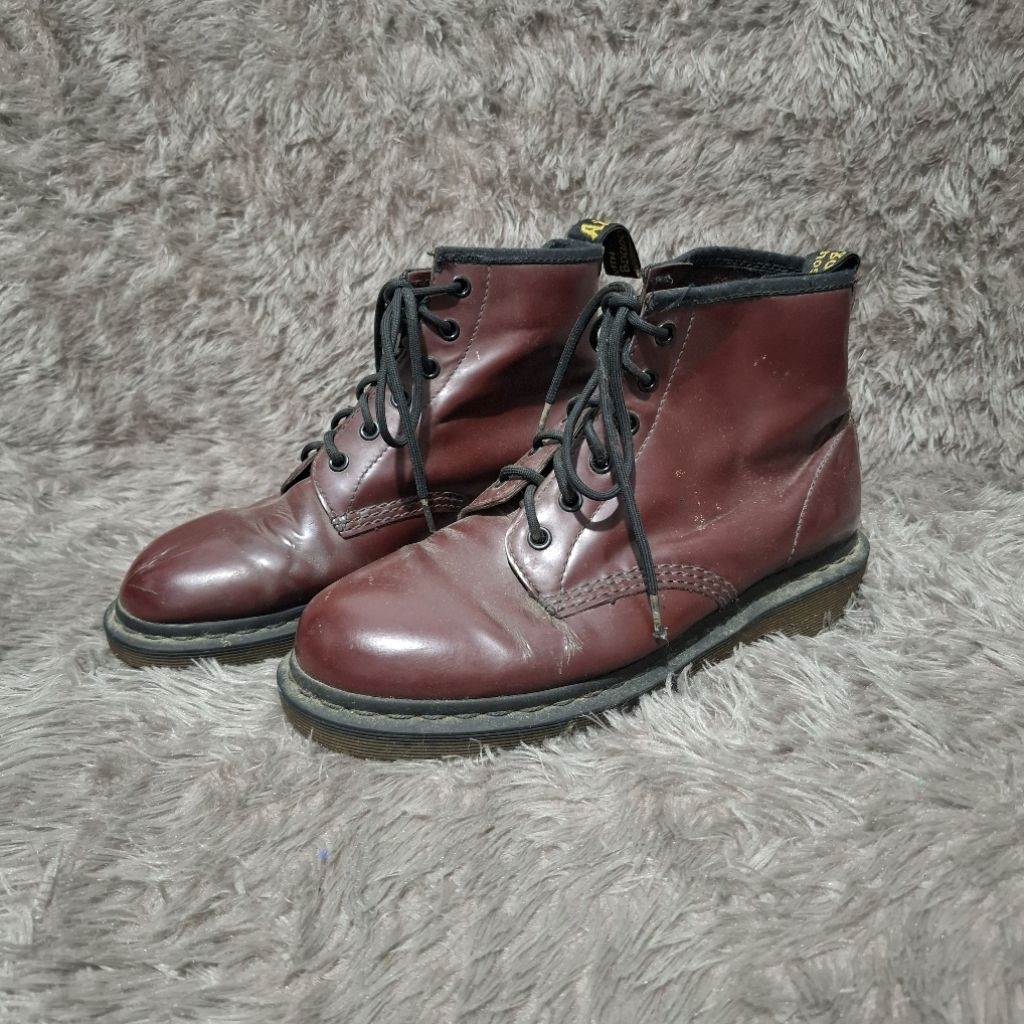 Dr martens 1460 red cherry 6 hole original