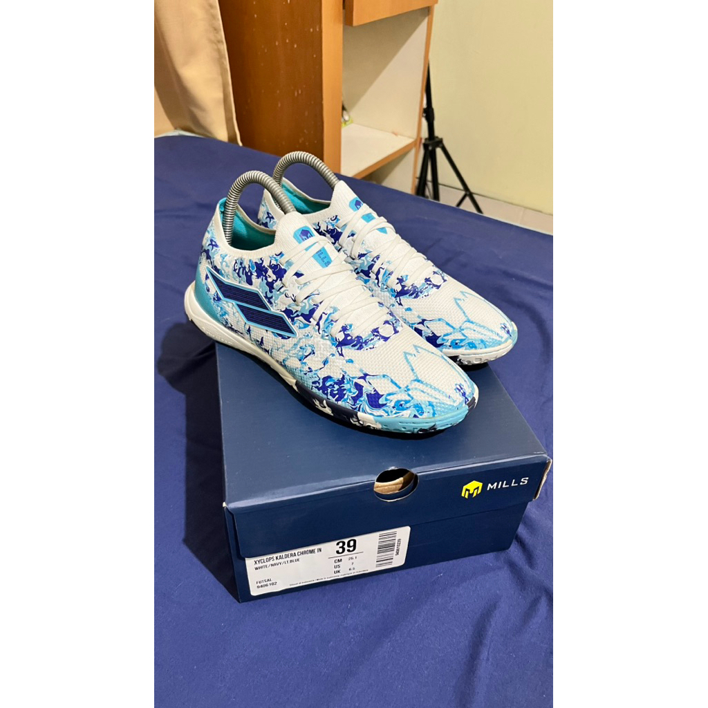 Mills Xyclops Kaldera Chrome in Futsal