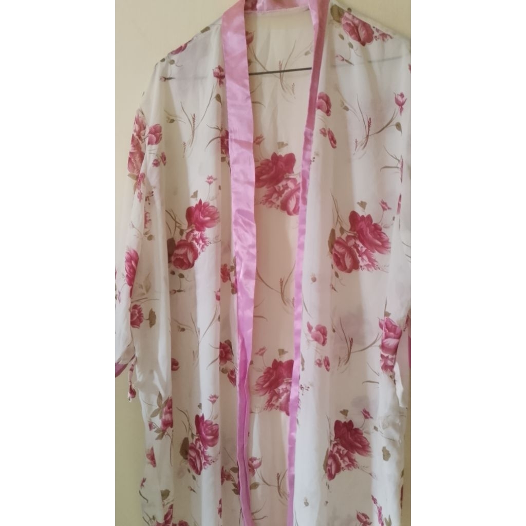 Baju kimono mandi wanita