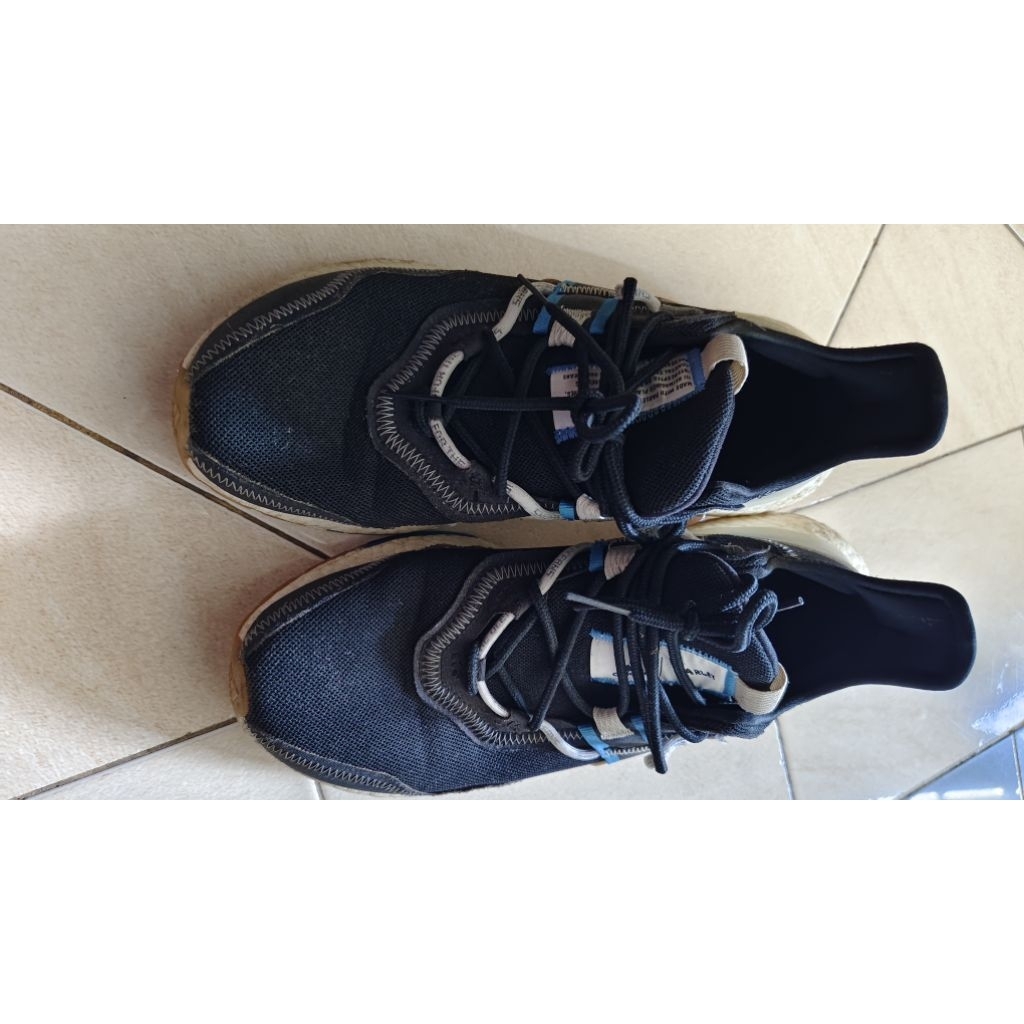 sepatu pria adidas ultraboost parley second