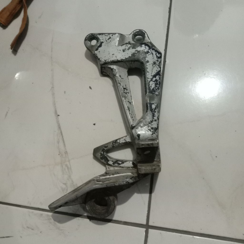 footstep kanan Vega r new