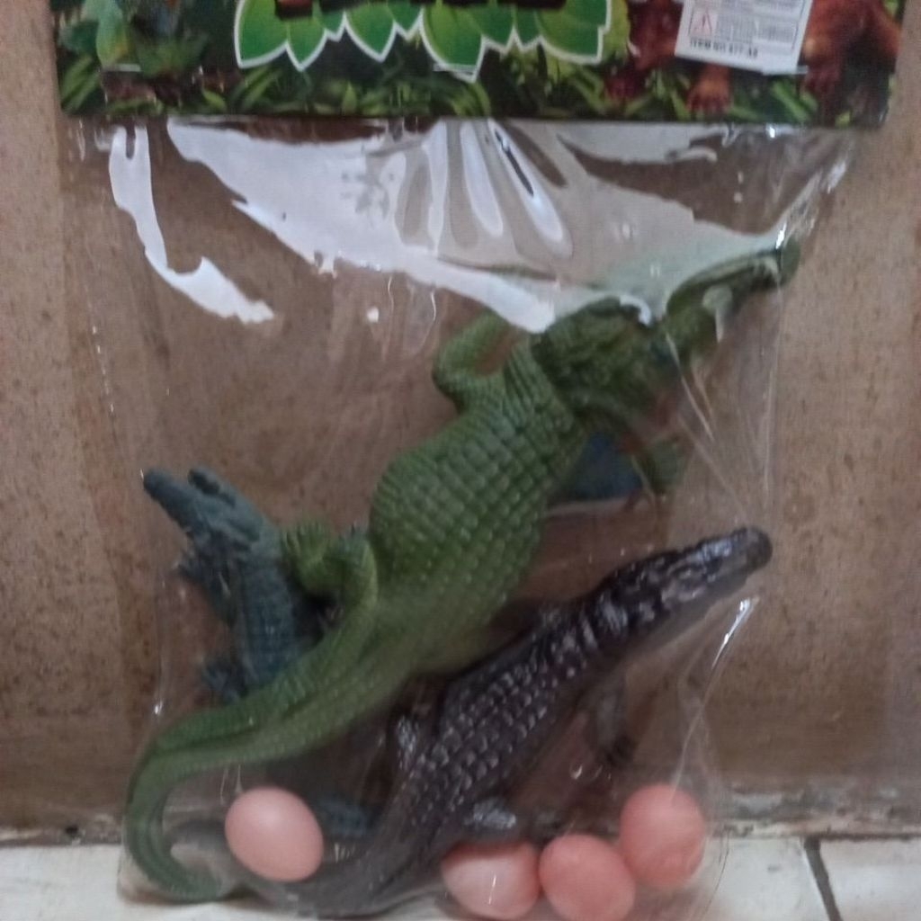 Mainan Buaya Karet Besar Cuit