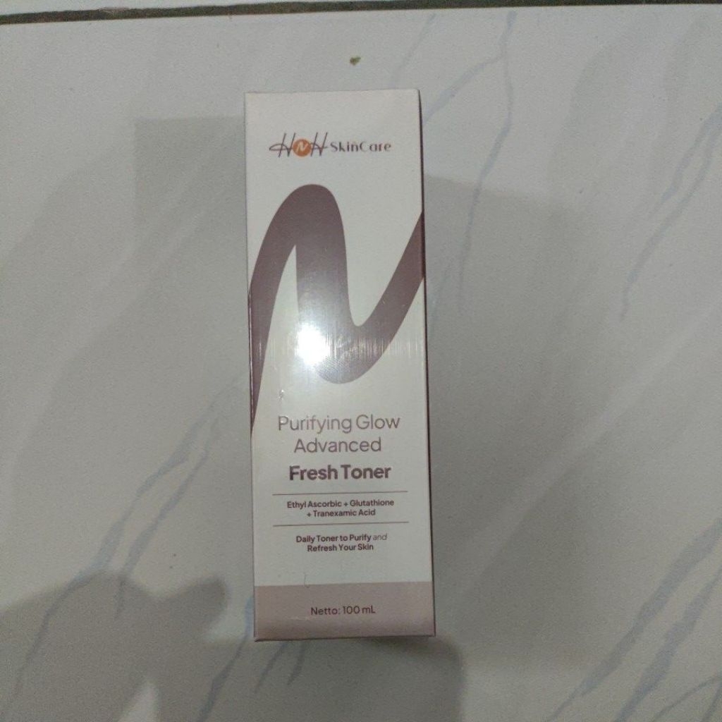 HNH skincare toner