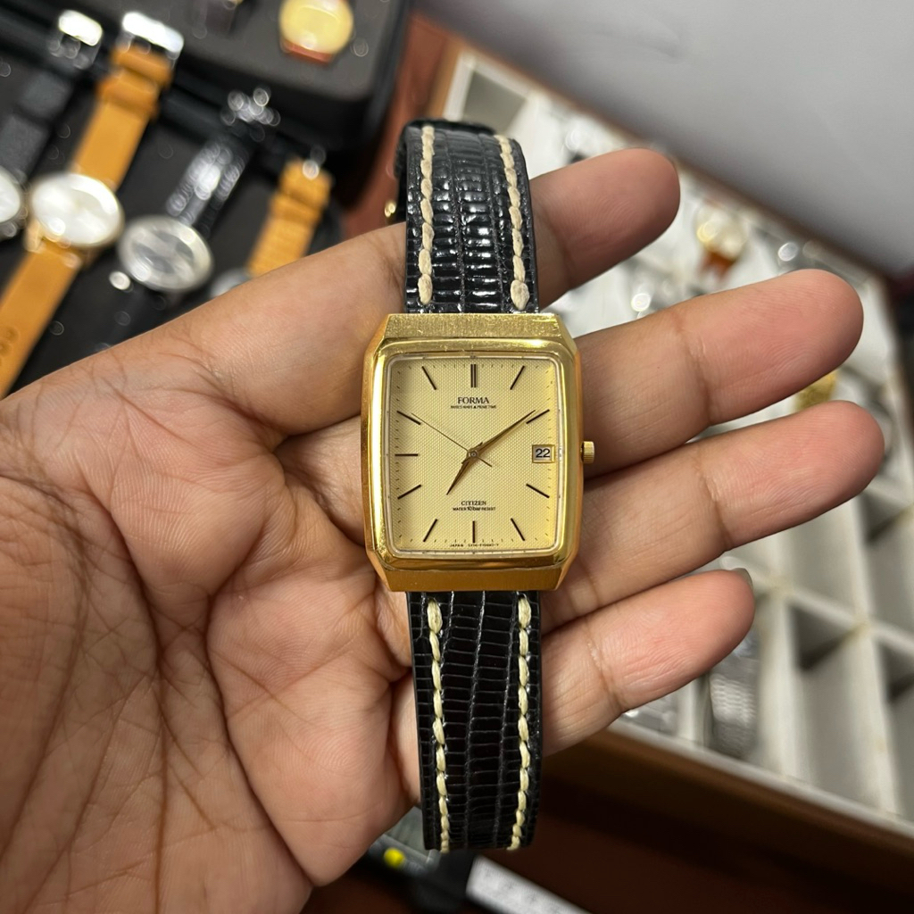 Citizen Tank Forma Textured Dial with Date 1990's 5710