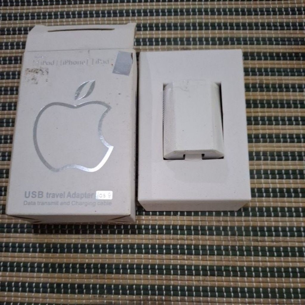 USB Travel Adapter Iphone 9