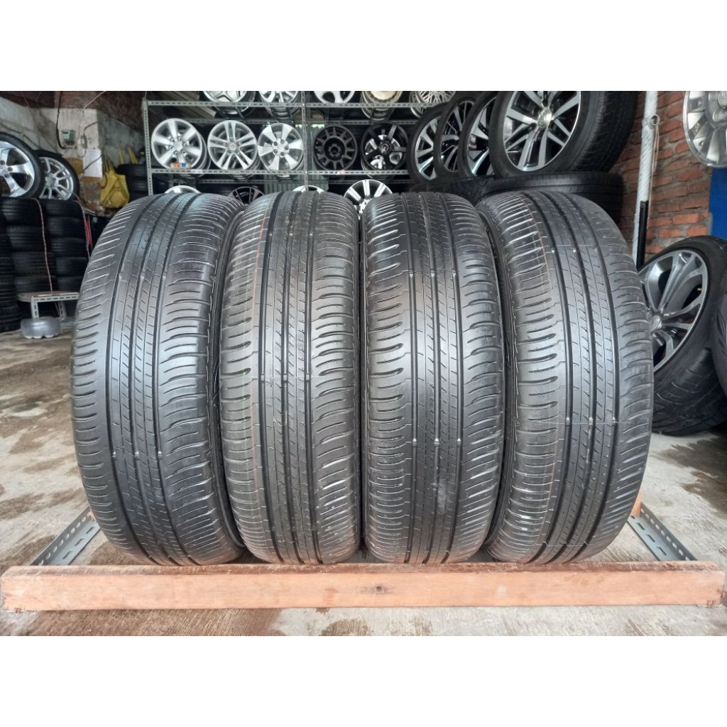 Ban 205/60 R17 Dunlop Enasave Paket 4 Pcs