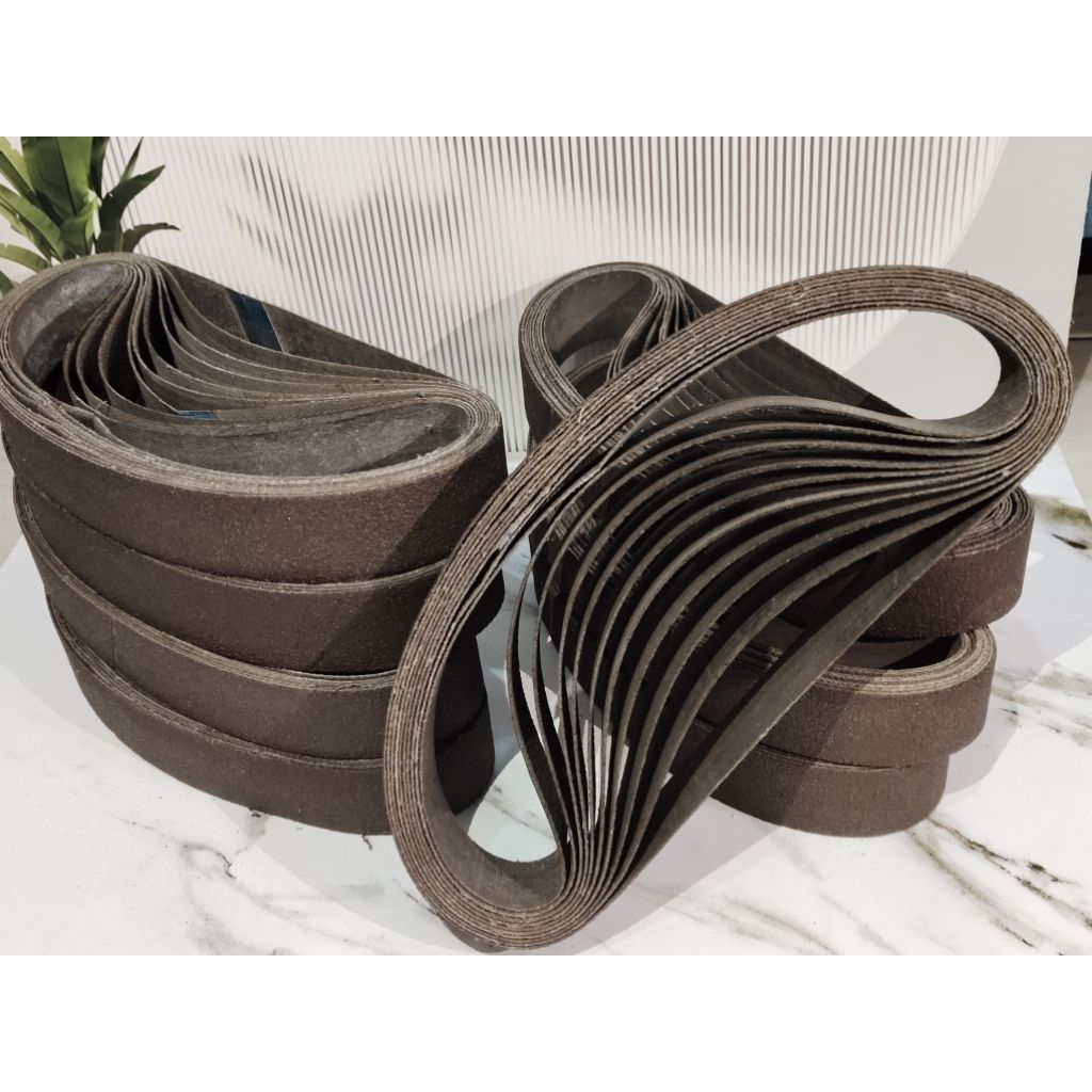 1 kg amplas sander / belt merk deerfos size 30x540mm grit 60 bekas layak pakai