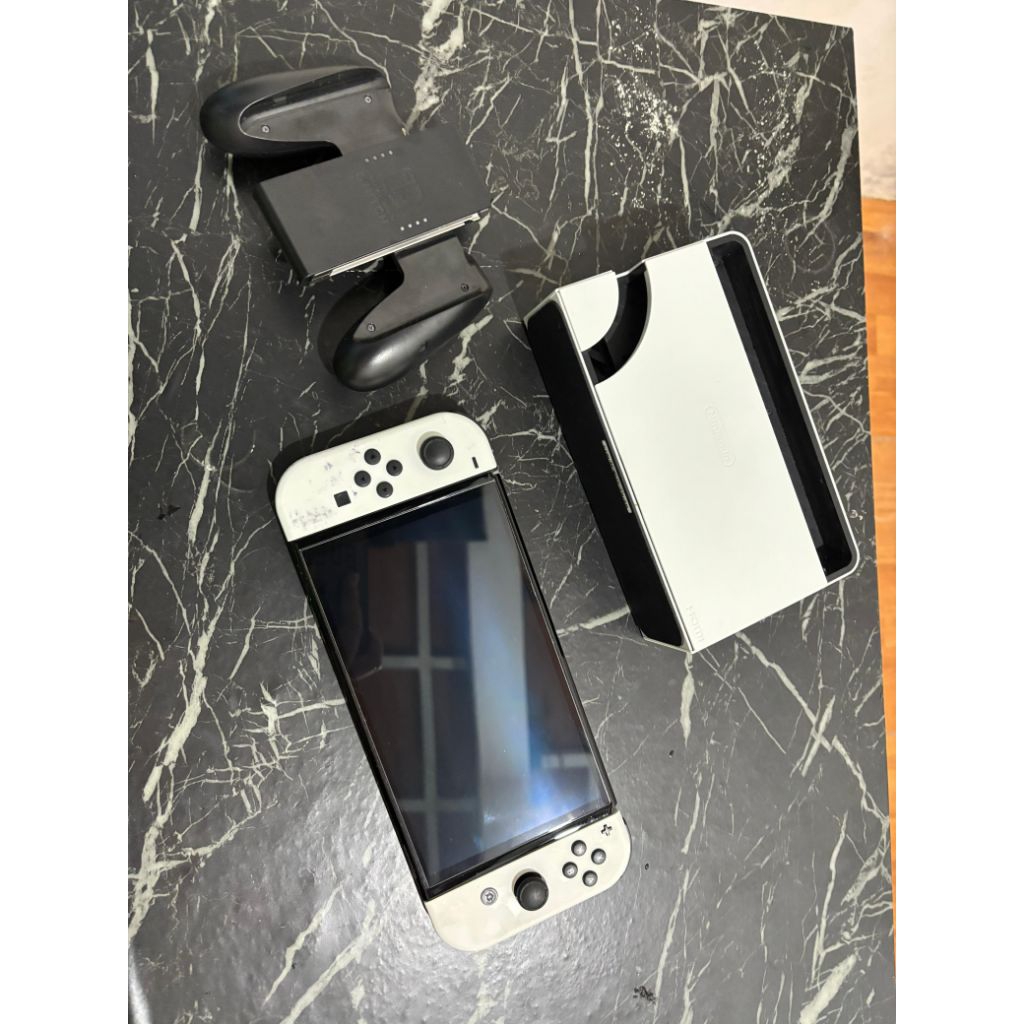 Nintendo Switch Oled, Nintendo Switch V1 OFW