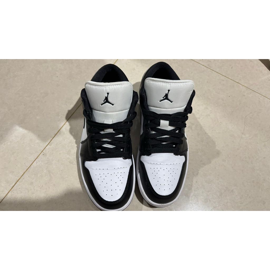 (PRELOVED) Air Jordan 1 Low Black White