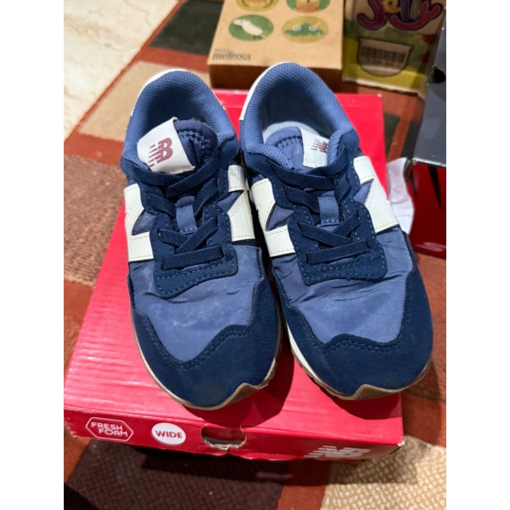 Sepatu Anak New Balance (preloved)