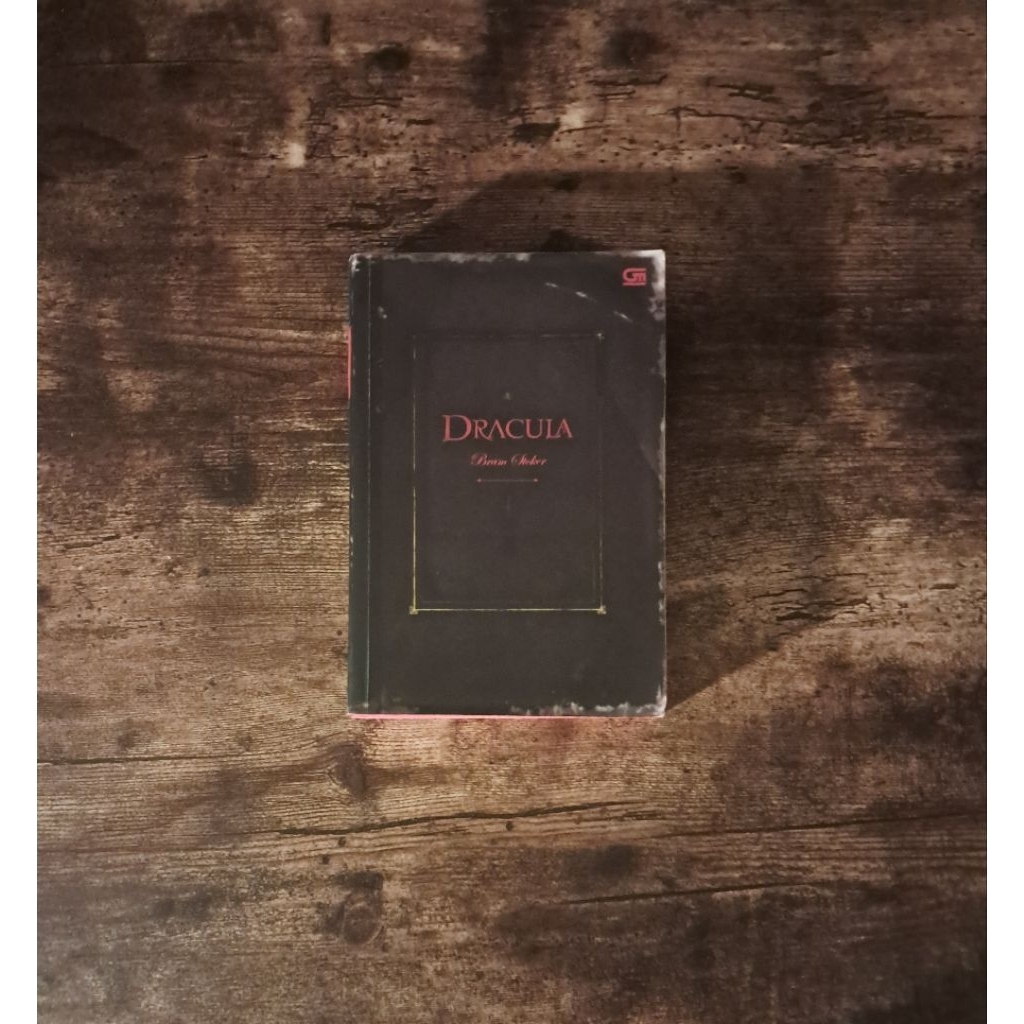 DRACULA - BRAM STOKER