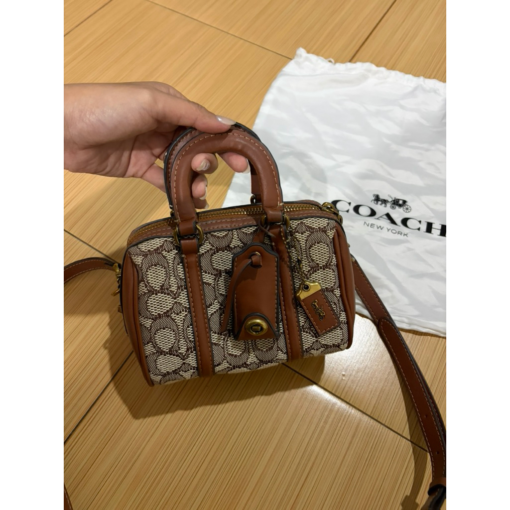 Co*ch Ruby Satchel 18