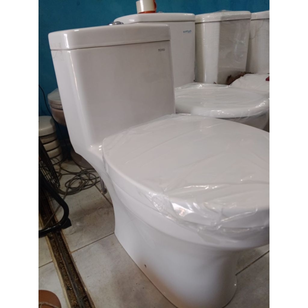 CLOSET DUDUK TOTO CW630 J