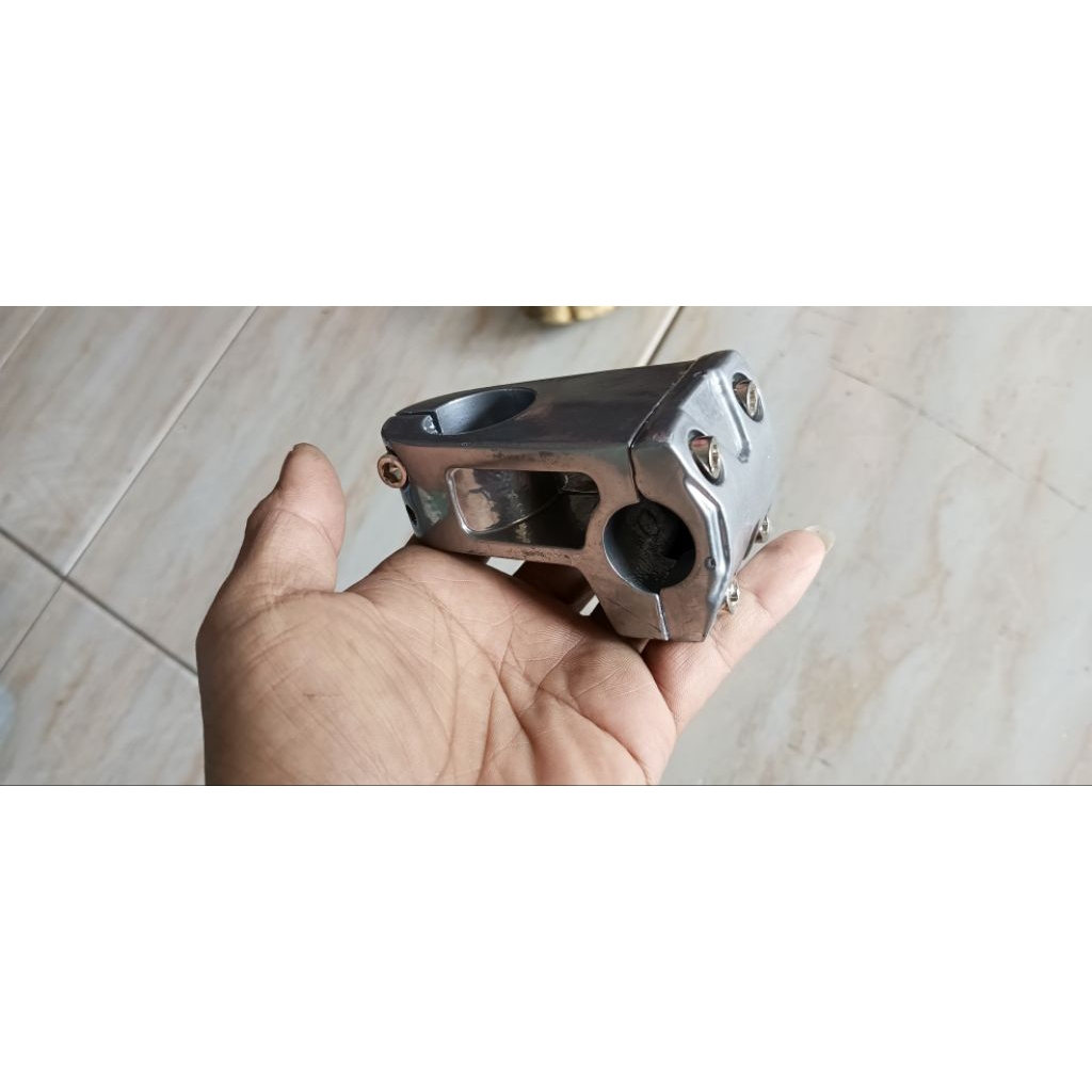 stem bmx mirip united baru