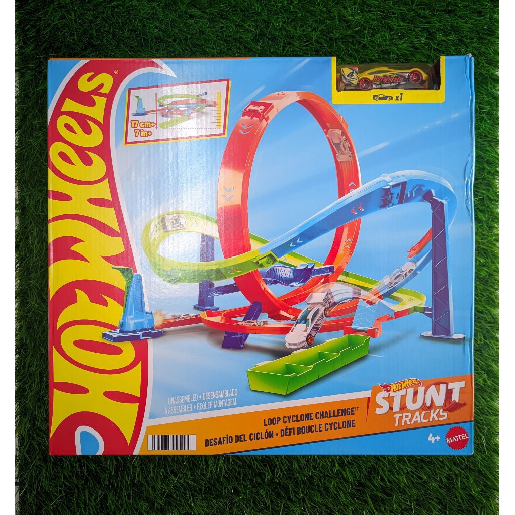 Hot Wheels Action Loop Cyclone Challenge track set