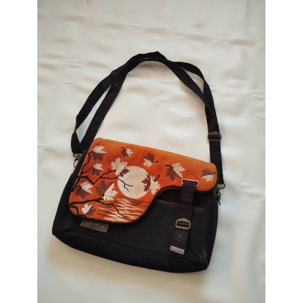 tas selempang kanvas tebal makara