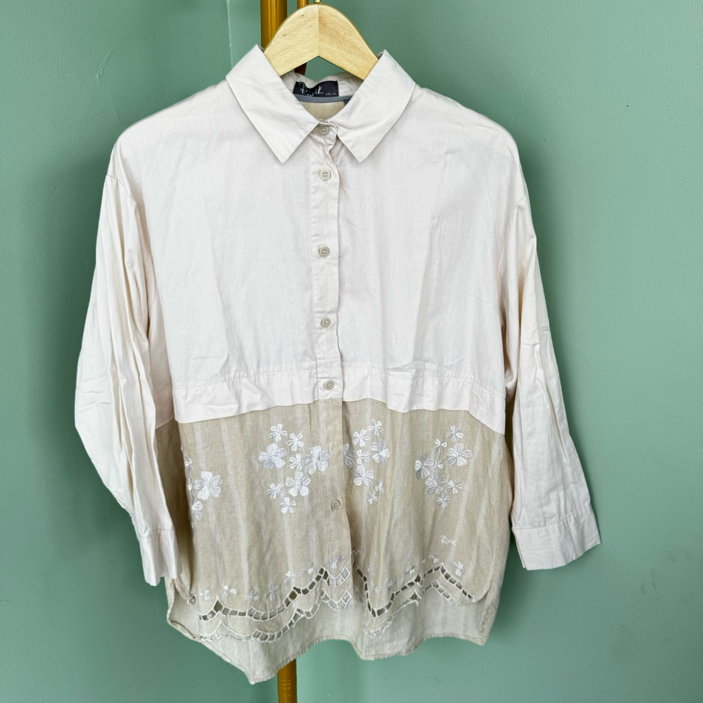 rurik mavis kemeja wanita