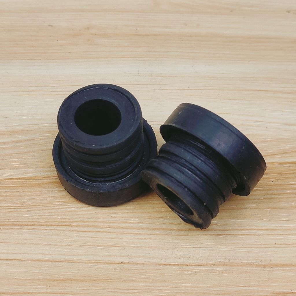 YANMAR TE550// Tutup Gardan Te550 yanmar Karet