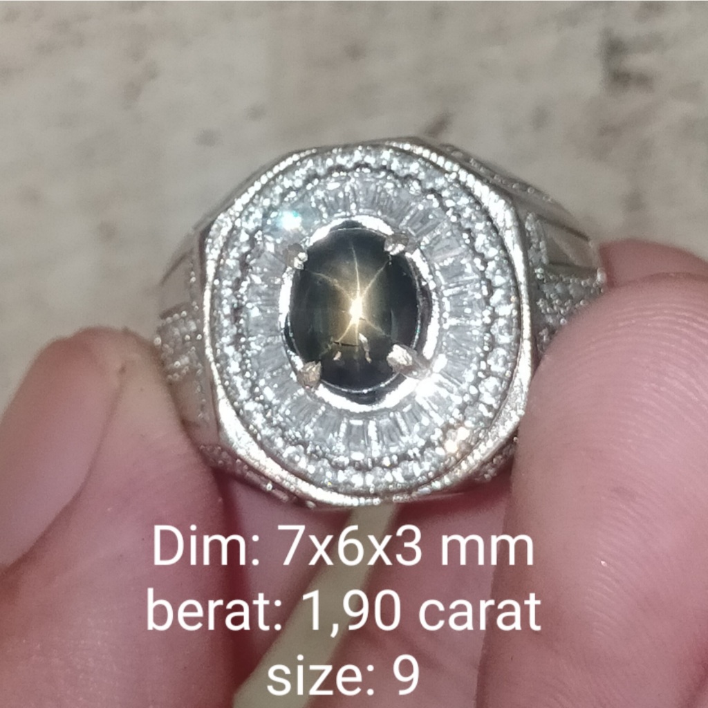 BATU BLACK SAFIR STAR NATURAL ASLI PANCAR BAGUS  cek videonya dan batu lainnya ada yaman api wulung 