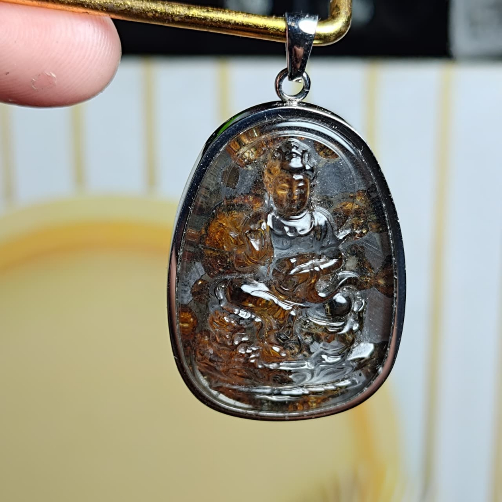 Natural Pallasite kenya Sericho Olive Meteorite Guanyin Buddha Pendant (2)